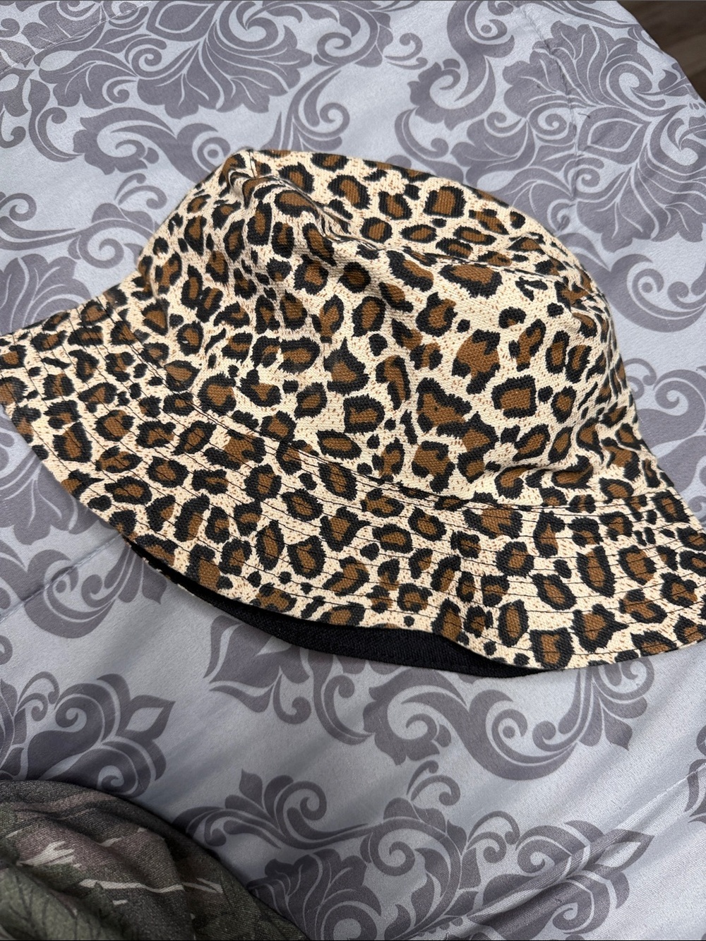 Leopard Print Bucket Hat - Tan & Black
